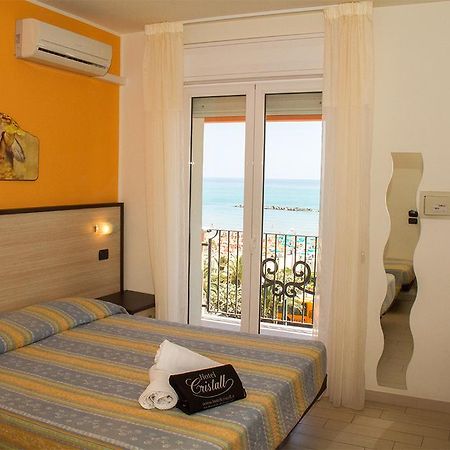 Hotel Cristall Σαν Μπενεντέτο ντελ Τρόντο Εξωτερικό φωτογραφία